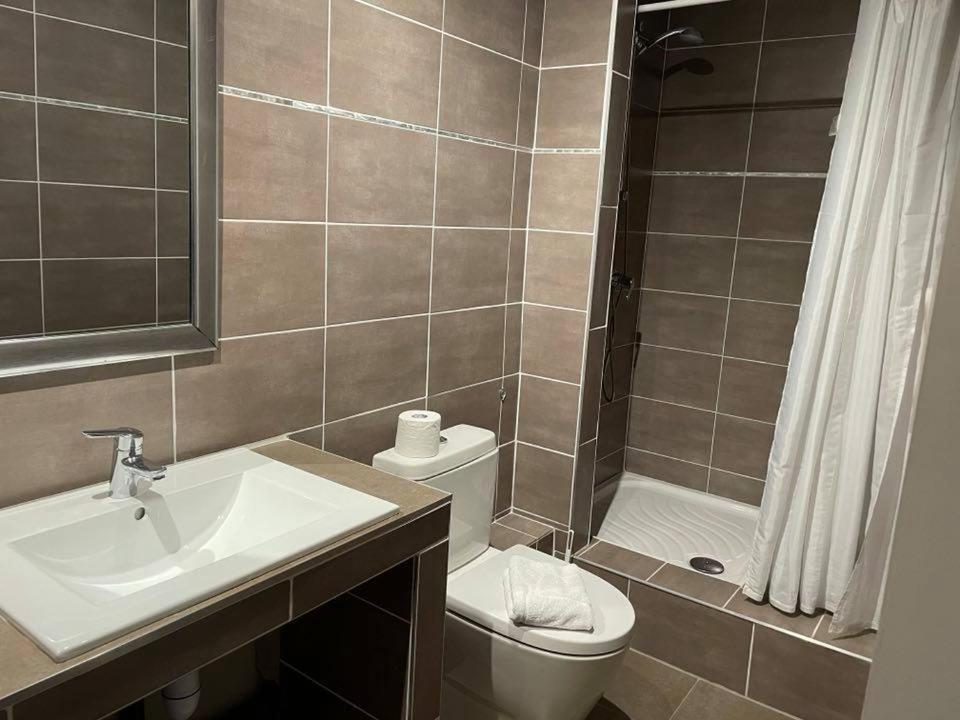 Hotel Le Globe Marsanne Экстерьер фото